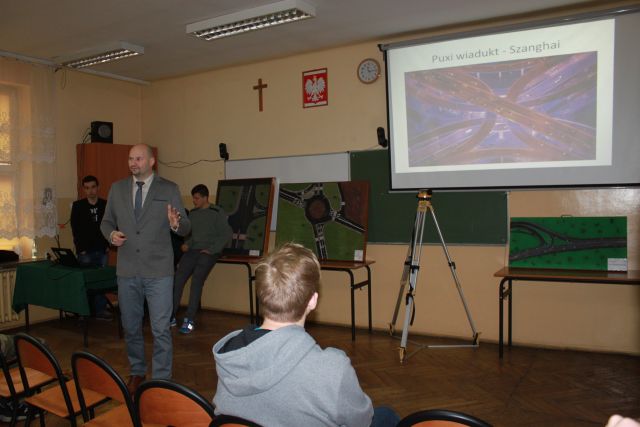 Trzeci Festiwal Zawodów -Nowe horyzonty edukacji zawodowej 11