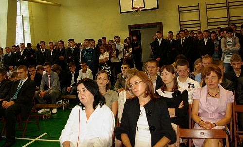 Rozpoczęcie roku szkolnego 2011/2012  Rocznica wybuchu II wojny światowej 8