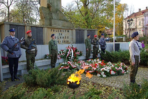 11 listopada Narodowe Święto Niepodległości 12