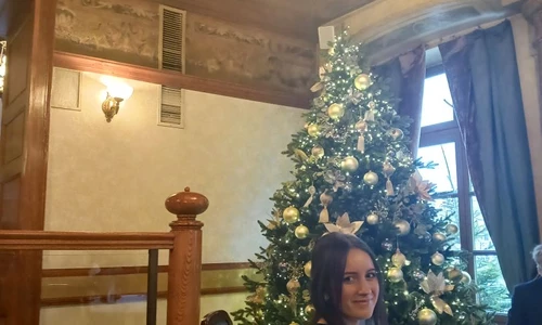 uczniowie w restauracji Wierzynek