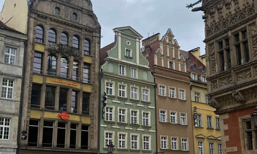 kamieniczki na rynku wrocławskim