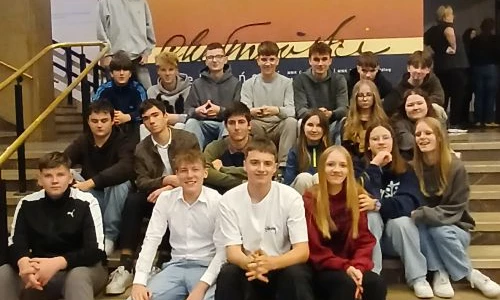 Zdjęcie grupowe uczniów