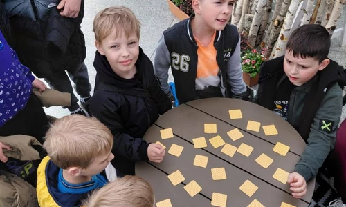 Stoisko szkoły na pikniku ekologicznym