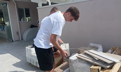 Uczniowie w trakcie praktyk zawodowych w ramach Erasmus