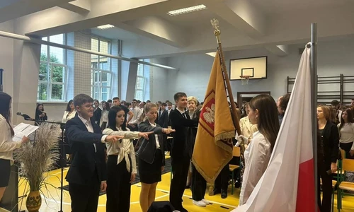 ślubowanie klas pierwszych