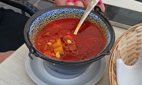 zupa gulaszowa