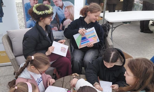 Stoisko szkoły na pikniku ekologicznym