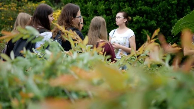 Uczestnicy wyjazdu w arboretum Bolestraszyce.