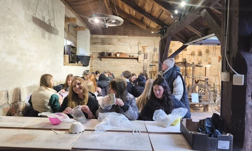 Warsztaty w hucie szkła