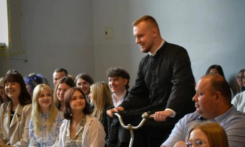 Spektakl na zakończenie klas piątych