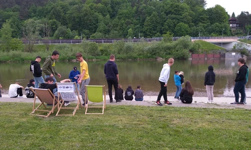 Uczenniowie w Myślenicach na Zarabiu